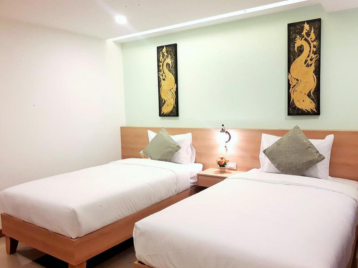 Vista Hotel Chiang Mai - Sha Extra Plus Exterior photo