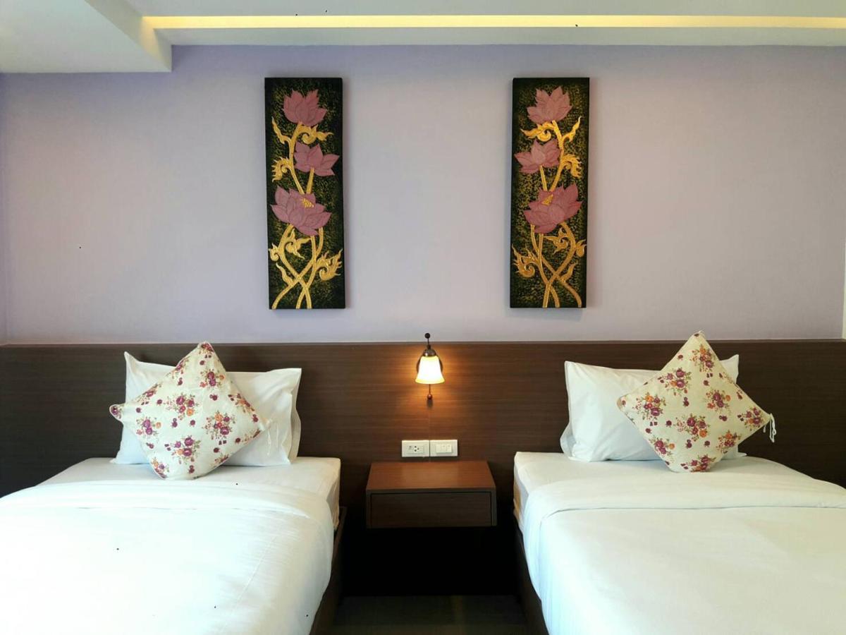 Vista Hotel Chiang Mai - Sha Extra Plus Exterior photo
