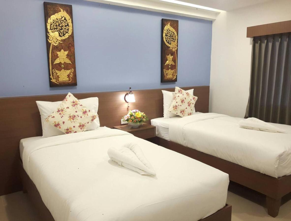 Vista Hotel Chiang Mai - Sha Extra Plus Exterior photo