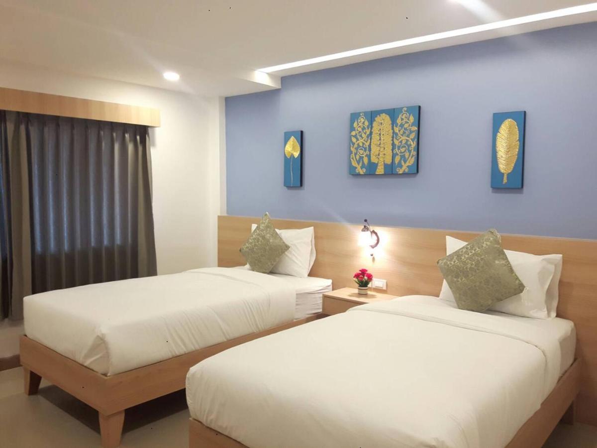 Vista Hotel Chiang Mai - Sha Extra Plus Exterior photo