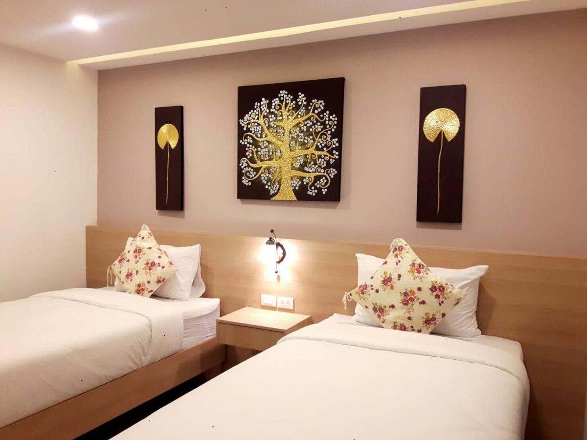Vista Hotel Chiang Mai - Sha Extra Plus Exterior photo