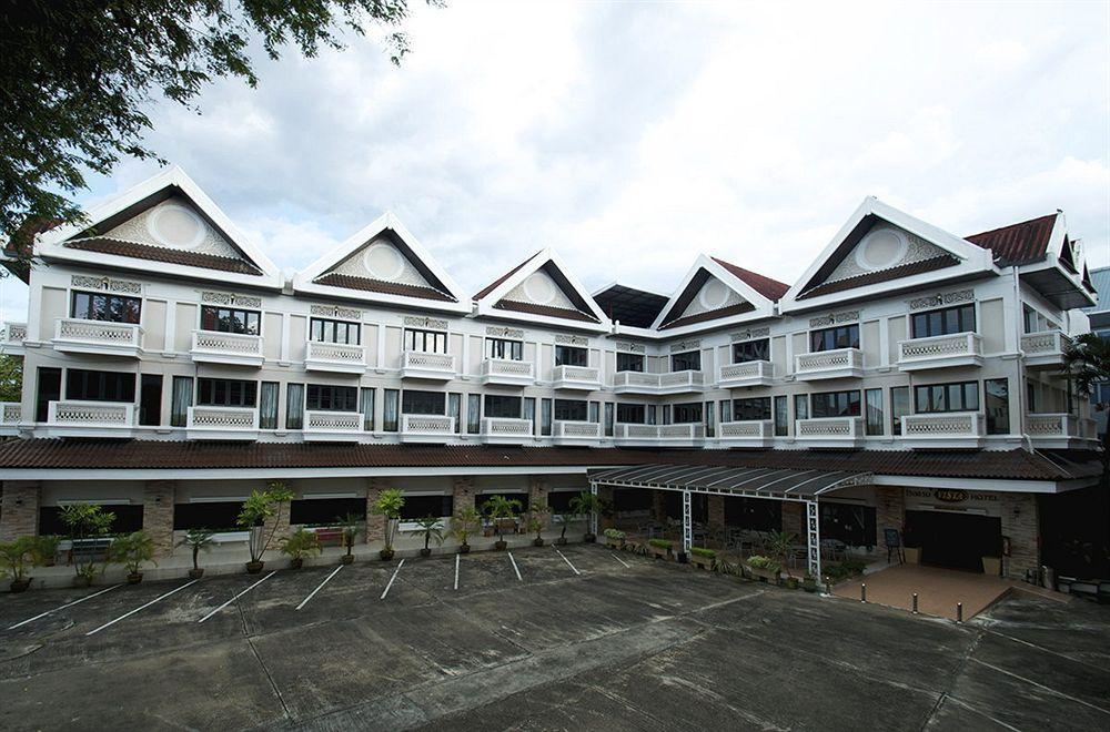Vista Hotel Chiang Mai - Sha Extra Plus Exterior photo