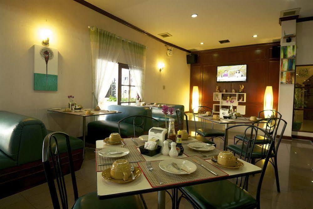 Vista Hotel Chiang Mai - Sha Extra Plus Exterior photo